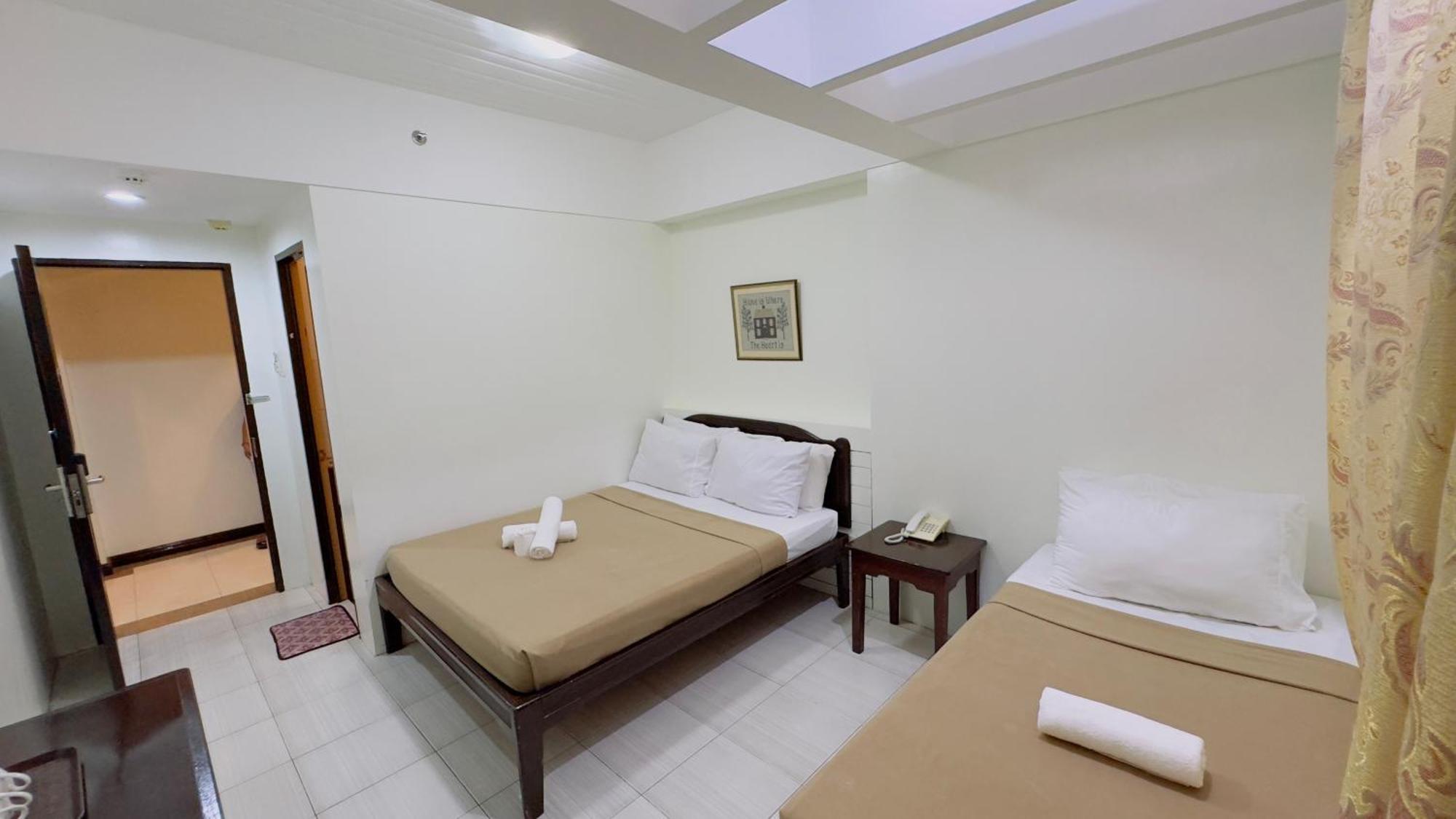 La Anclar Hotel Davao City Exteriör bild