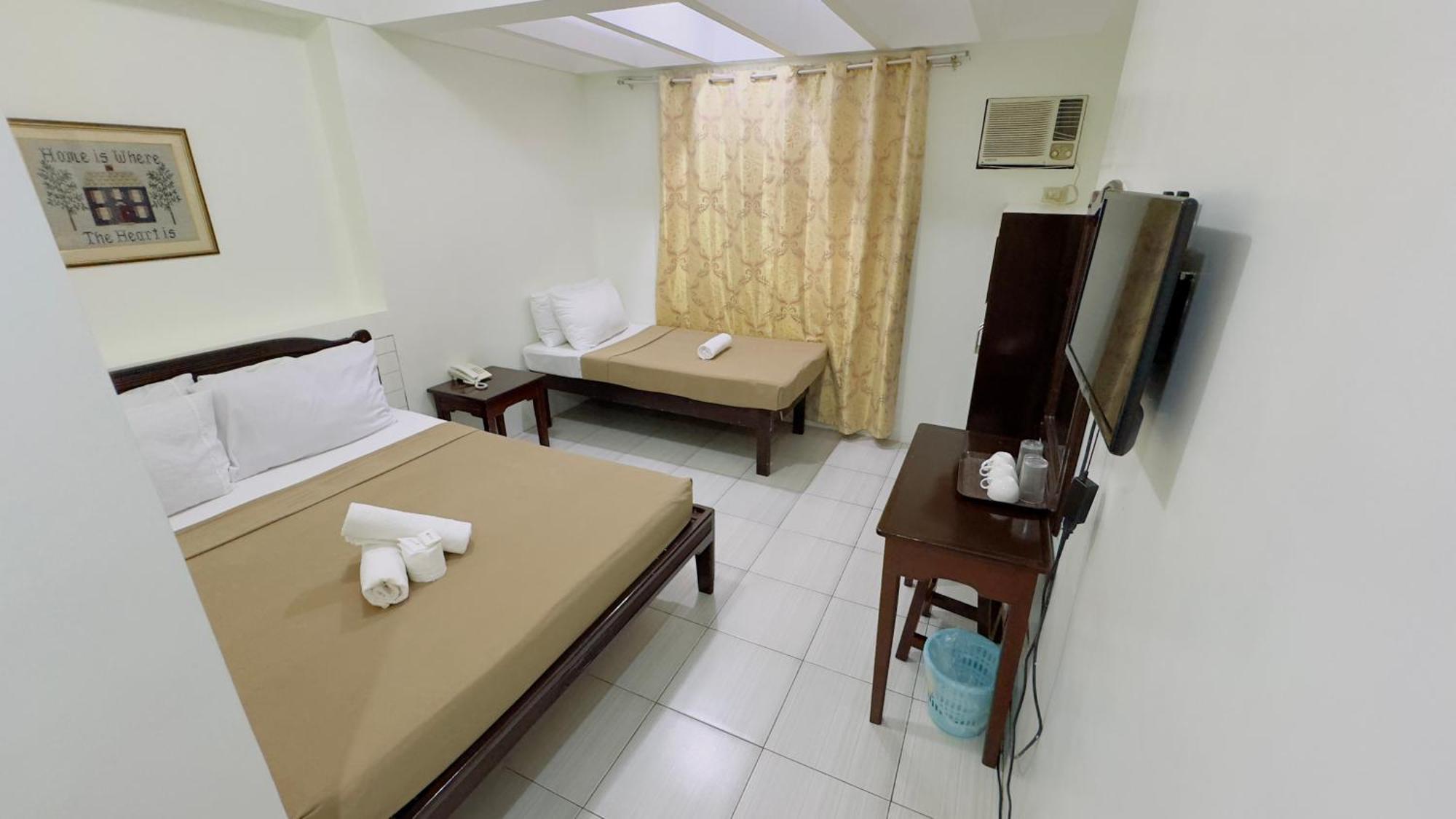 La Anclar Hotel Davao City Exteriör bild