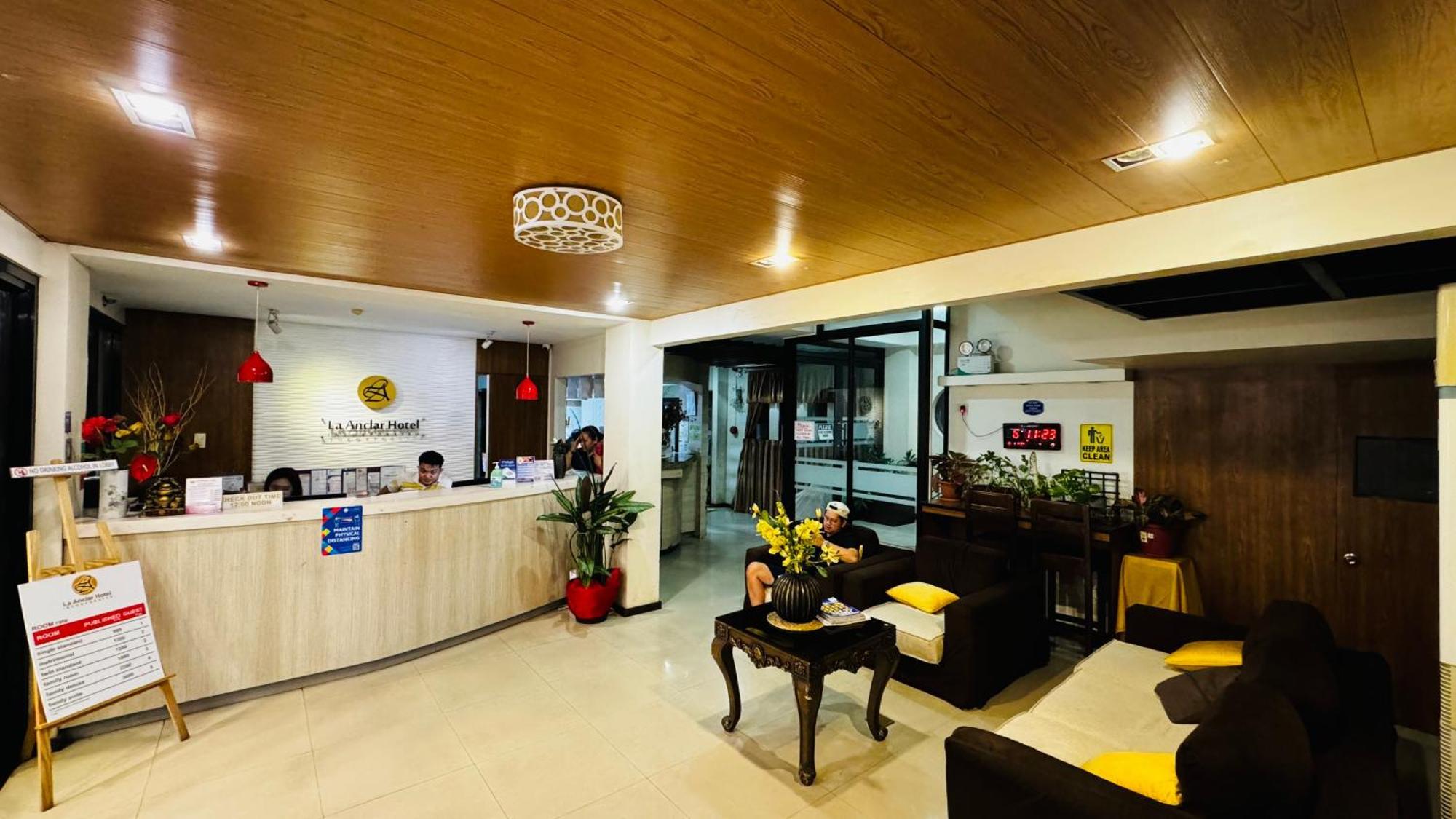 La Anclar Hotel Davao City Exteriör bild