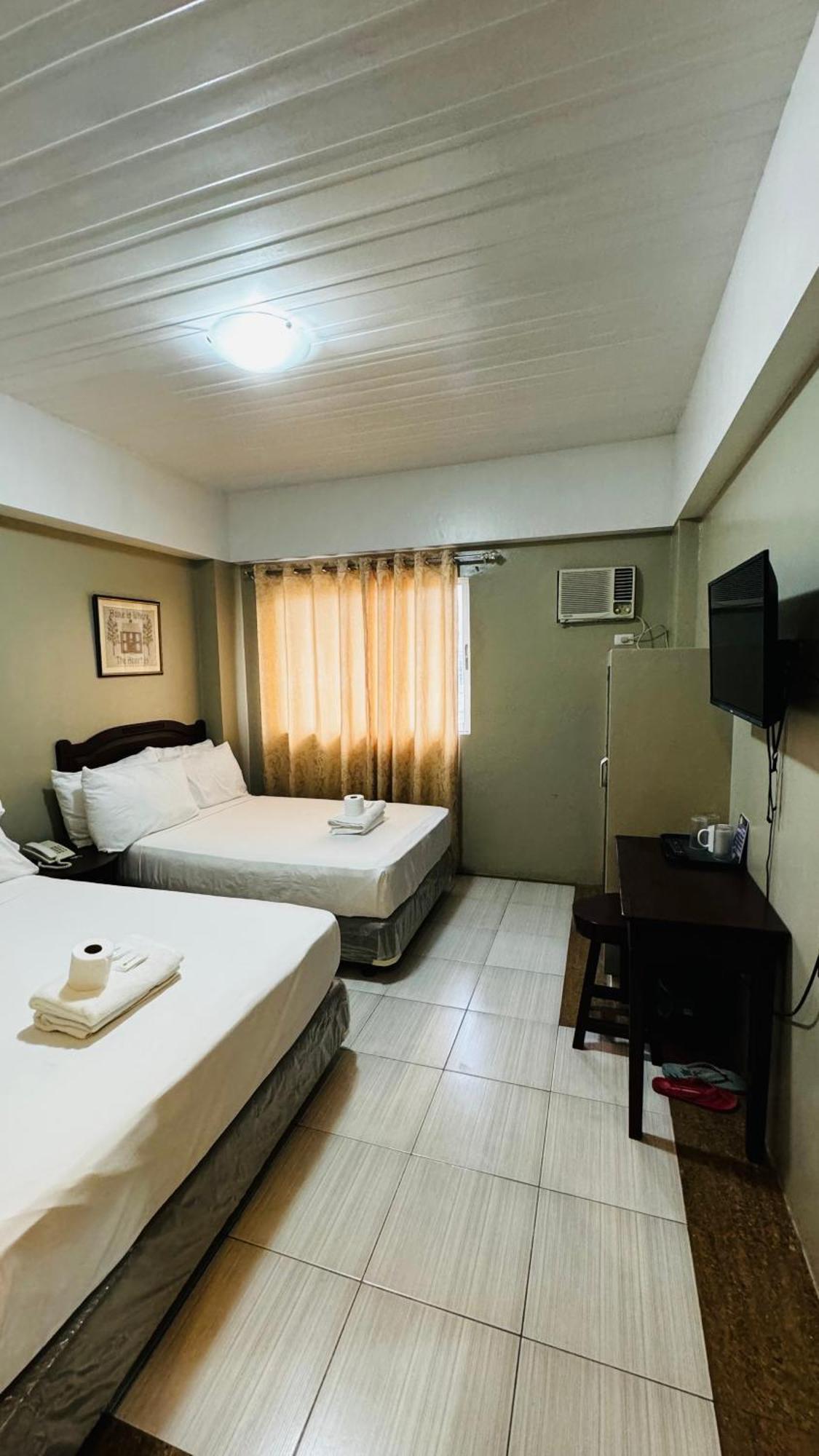 La Anclar Hotel Davao City Exteriör bild
