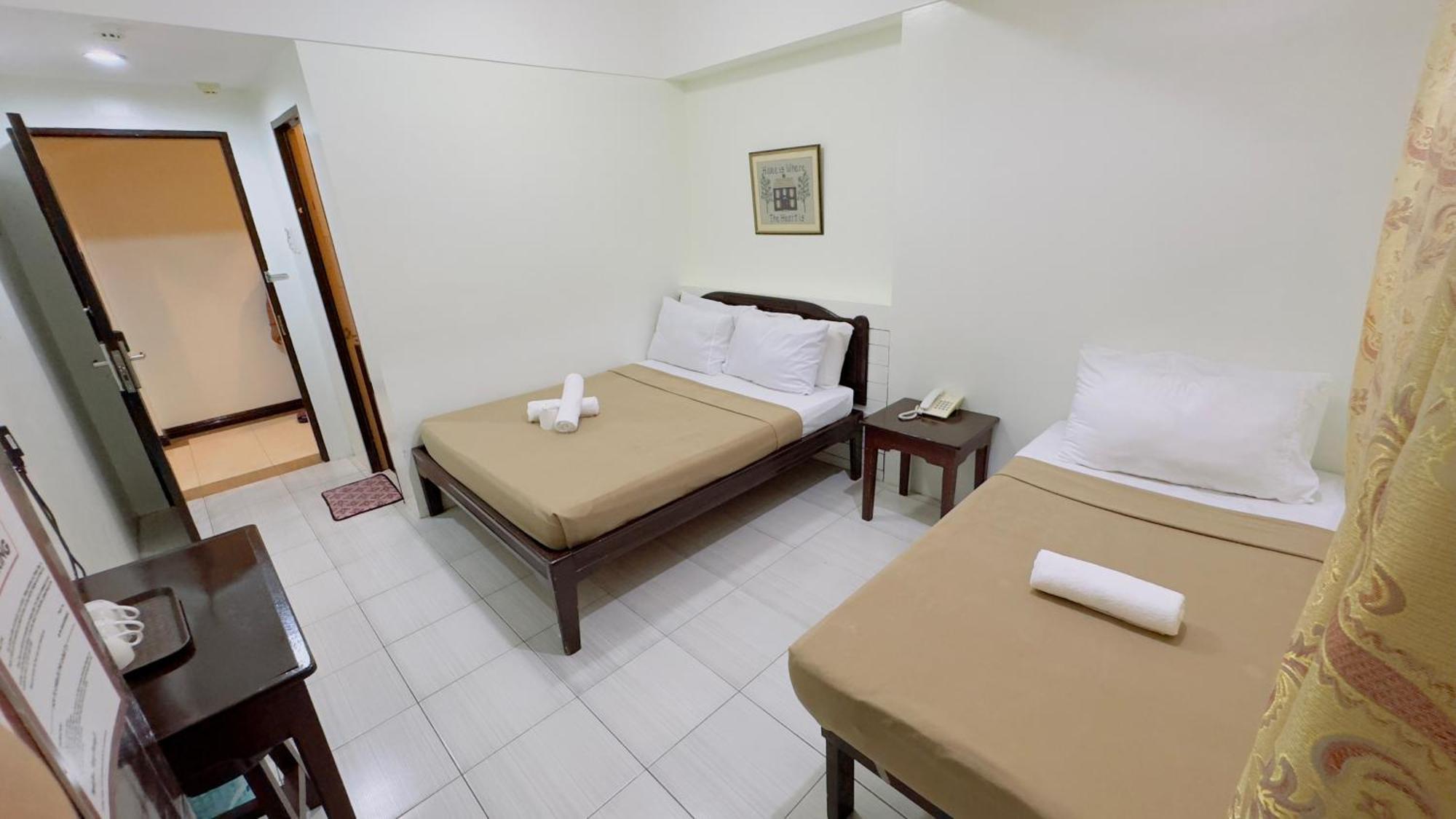 La Anclar Hotel Davao City Exteriör bild