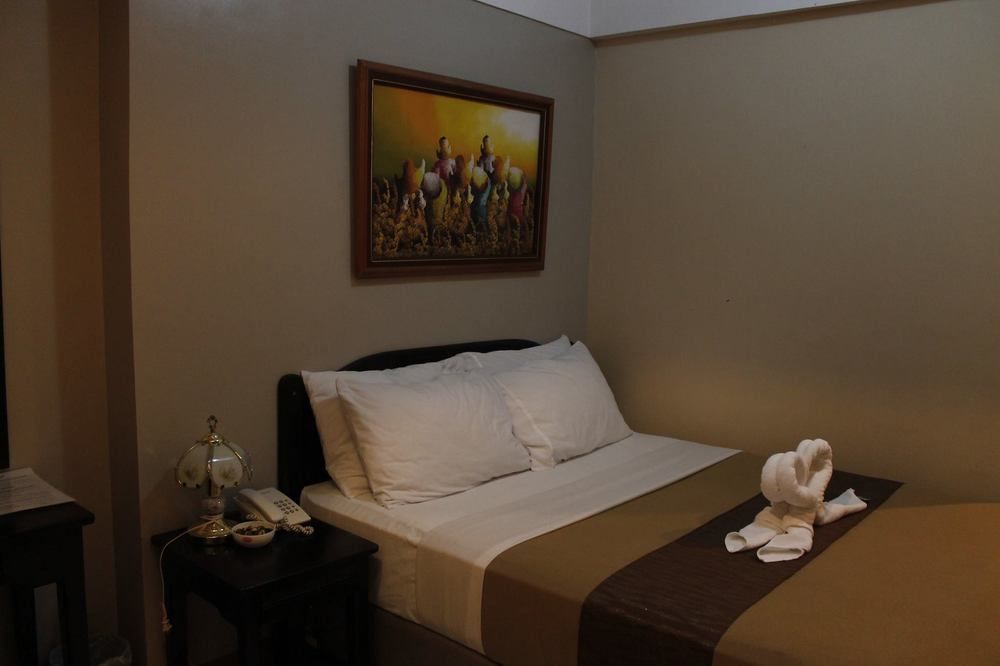 La Anclar Hotel Davao City Exteriör bild